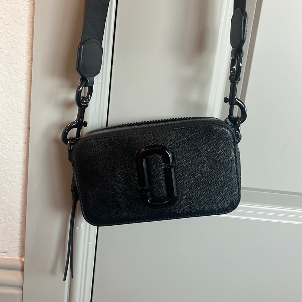 Marc Jacobs Snapshot Bag in Black